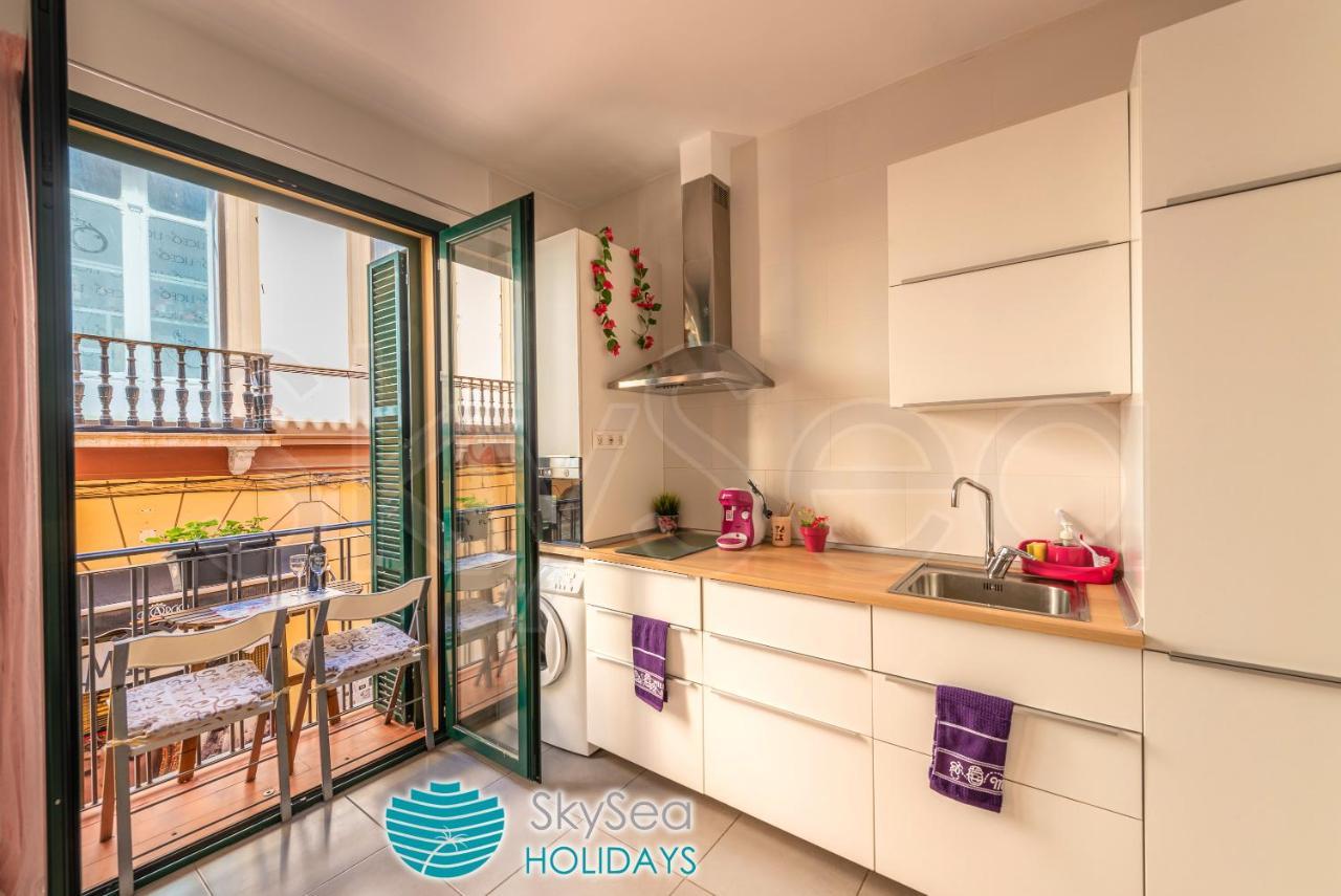 Skysea Holidays City Center Suites Málaga Buitenkant foto