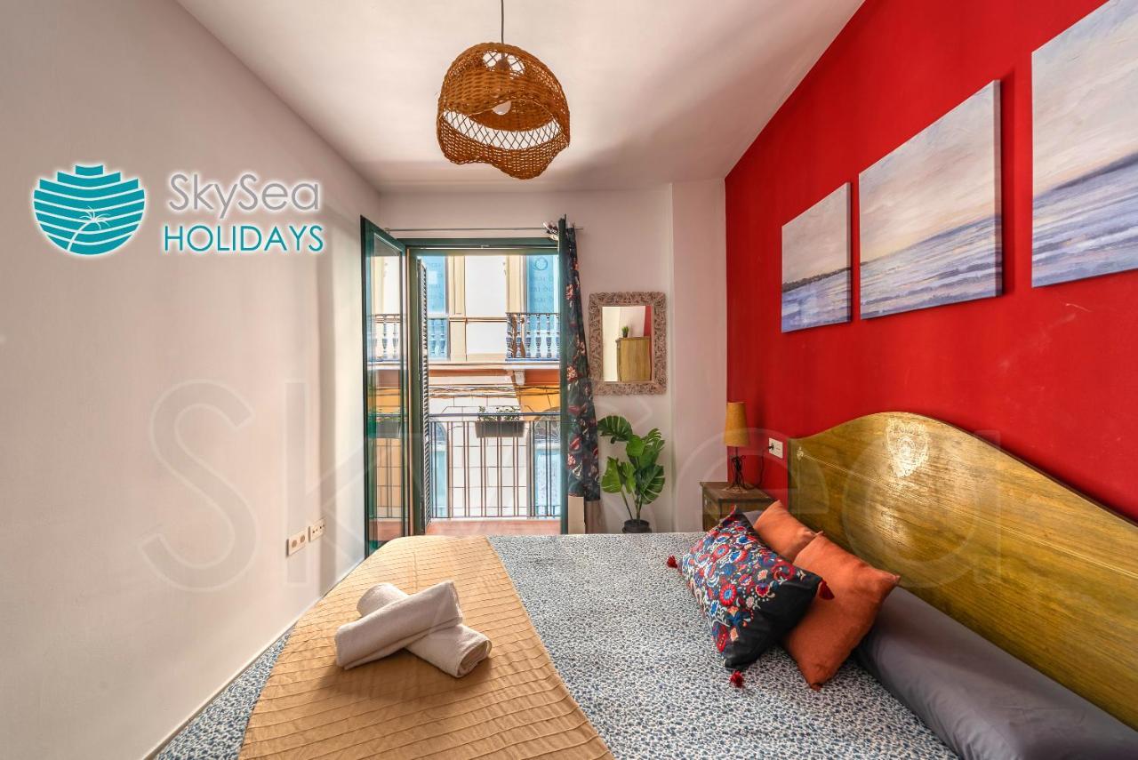 Skysea Holidays City Center Suites Málaga Buitenkant foto