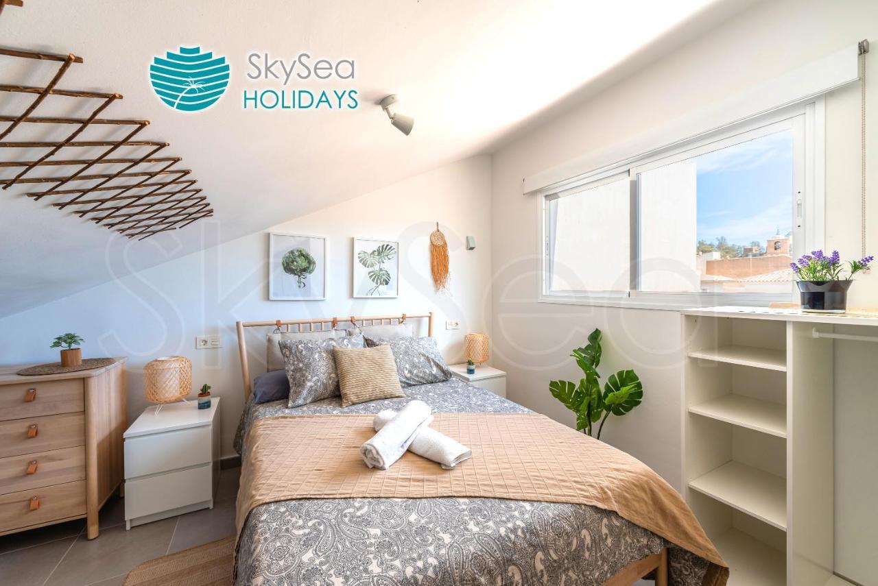 Skysea Holidays City Center Suites Málaga Buitenkant foto