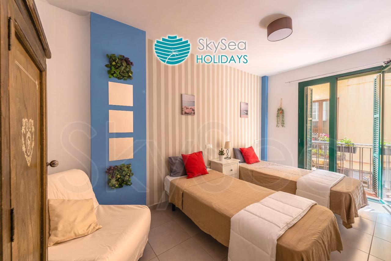 Skysea Holidays City Center Suites Málaga Buitenkant foto