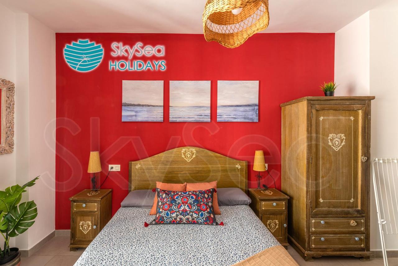 Skysea Holidays City Center Suites Málaga Buitenkant foto
