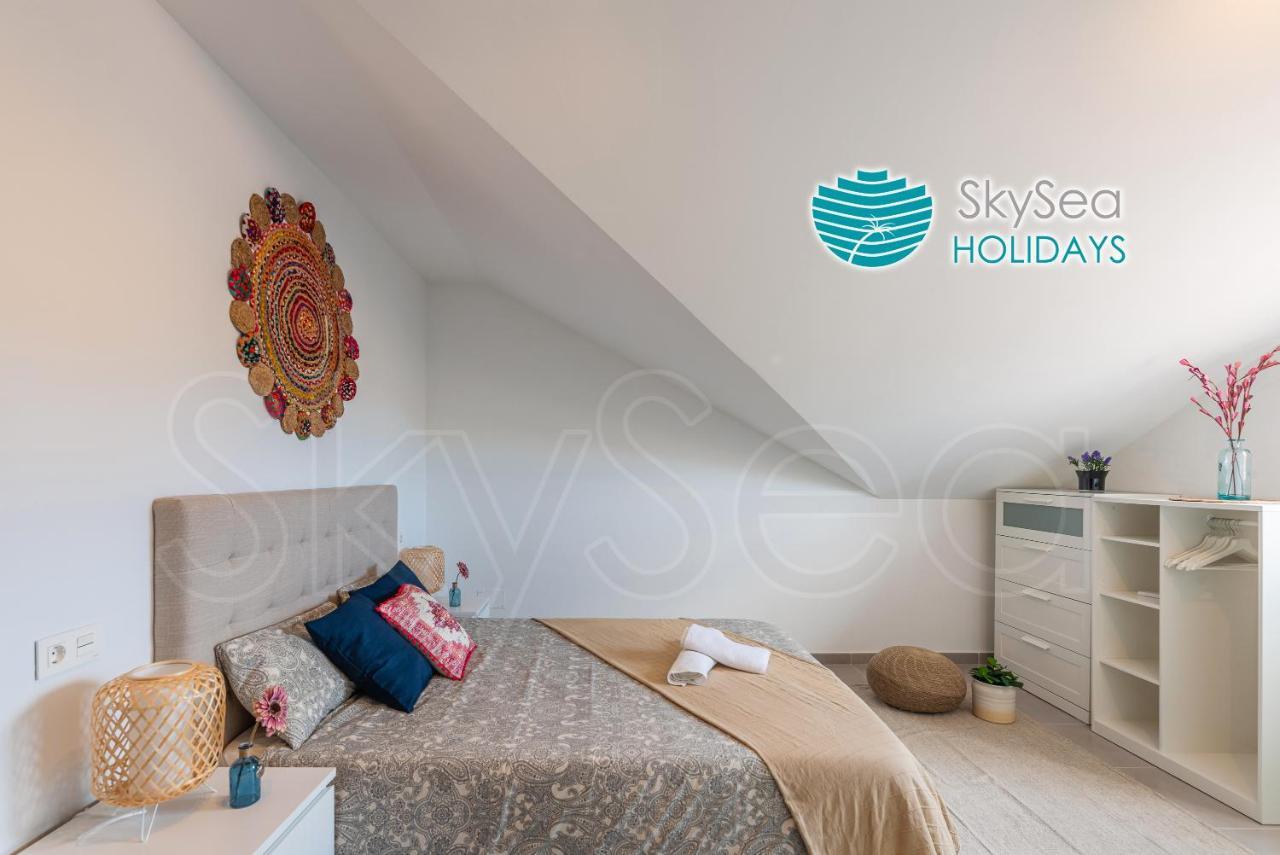 Skysea Holidays City Center Suites Málaga Buitenkant foto