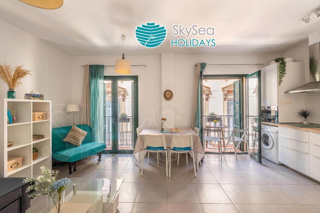 Skysea Holidays City Center Suites Málaga Buitenkant foto