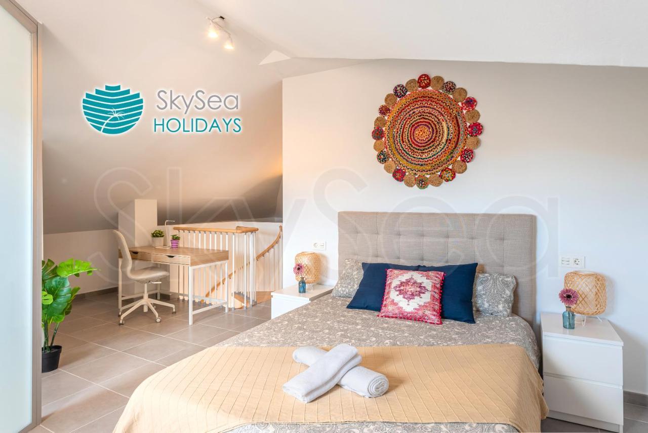 Skysea Holidays City Center Suites Málaga Buitenkant foto