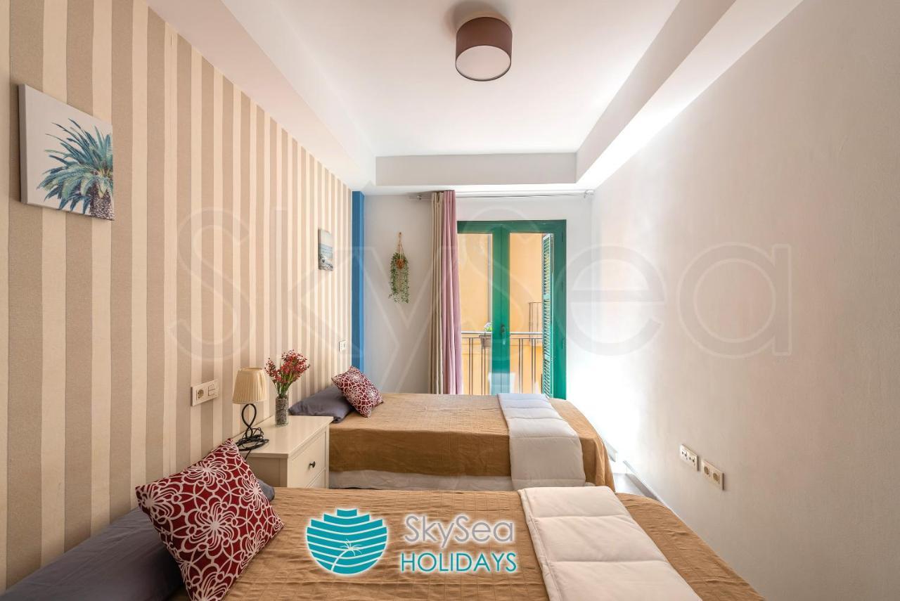 Skysea Holidays City Center Suites Málaga Buitenkant foto